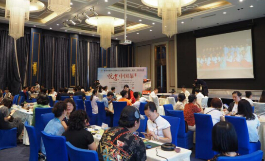廣州戲劇迷在家門(mén)口就能過(guò)節(jié)(圖1) 廣州戲劇迷在家門(mén)口就能過(guò)節(jié)(圖1)