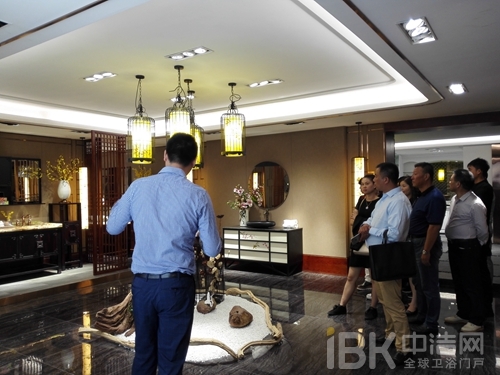 心海伽藍展廳全新亮相，迎經(jīng)銷商考察團首批參觀